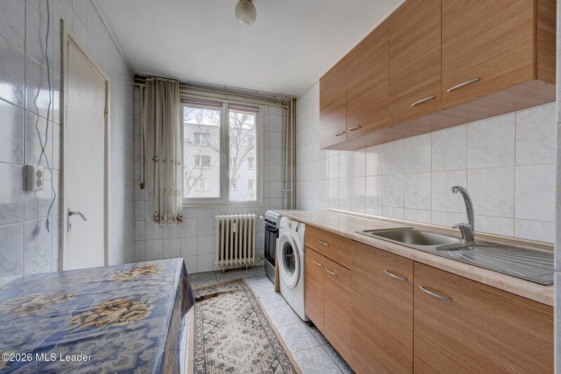 Ozana, Trapezului, apartament 3 camere, zona verde, aproape de metrou