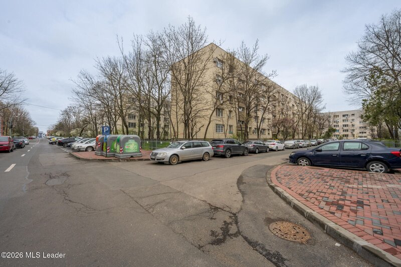 Ozana, Trapezului, apartament 3 camere, zona verde, aproape de metrou